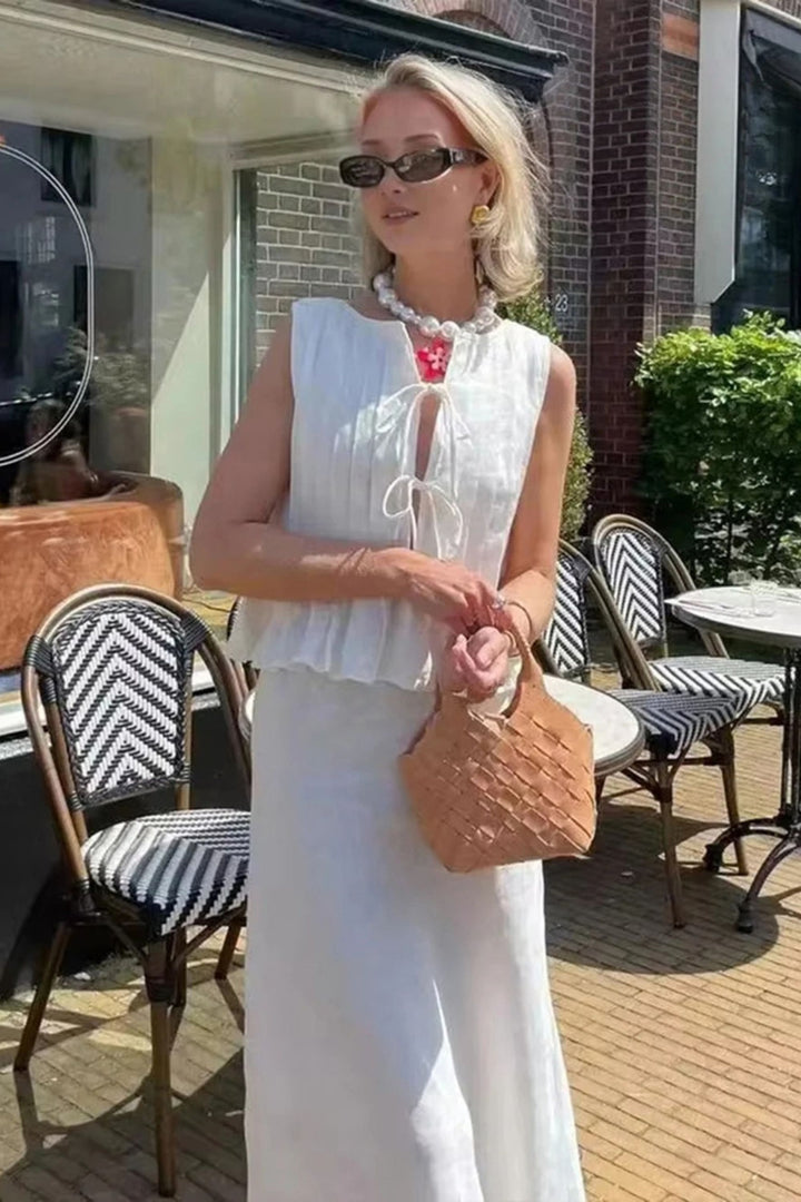 Mouwloze Plissé Top met Striksluiting en Midi Rok - Co ord set