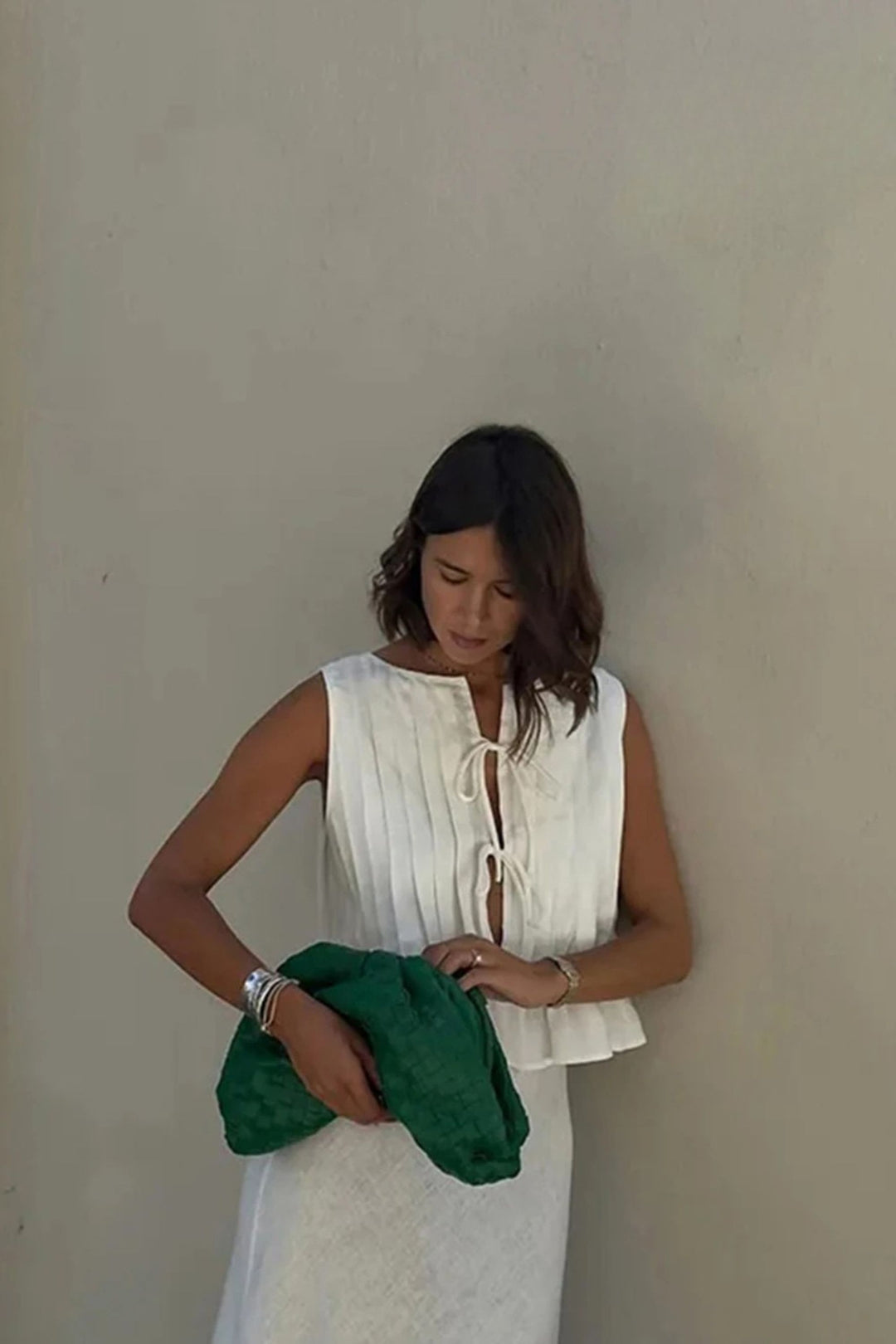 Mouwloze Plissé Top met Striksluiting en Midi Rok - Co ord set