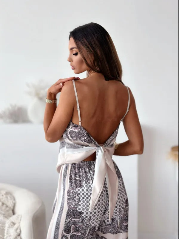 Satijnen Co ord Set – Crop Top + Wide Leg Broek met Strepen