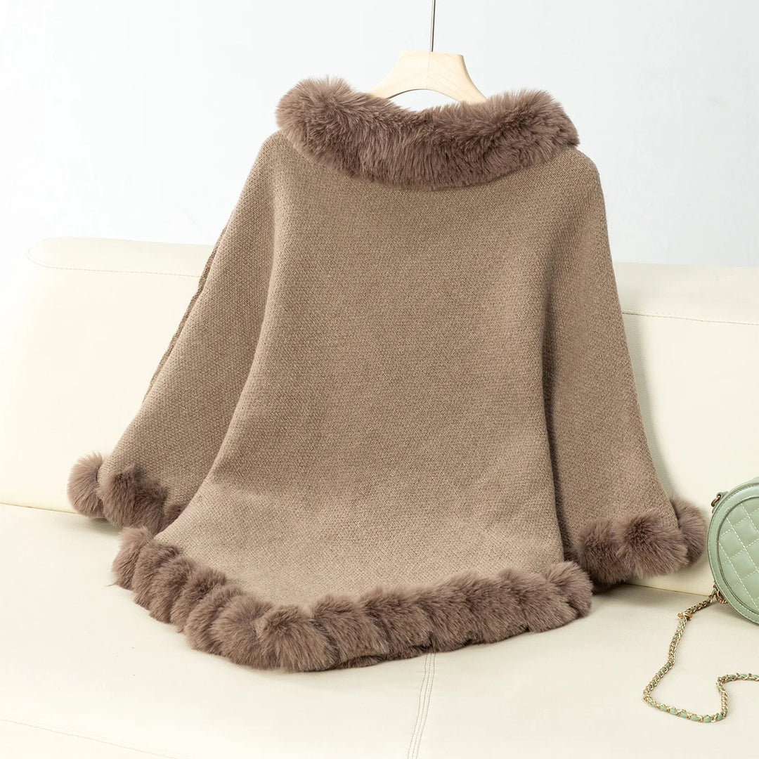 Poncho Met Nepbontrand – Zachte Gebreide Cape Met Kraag