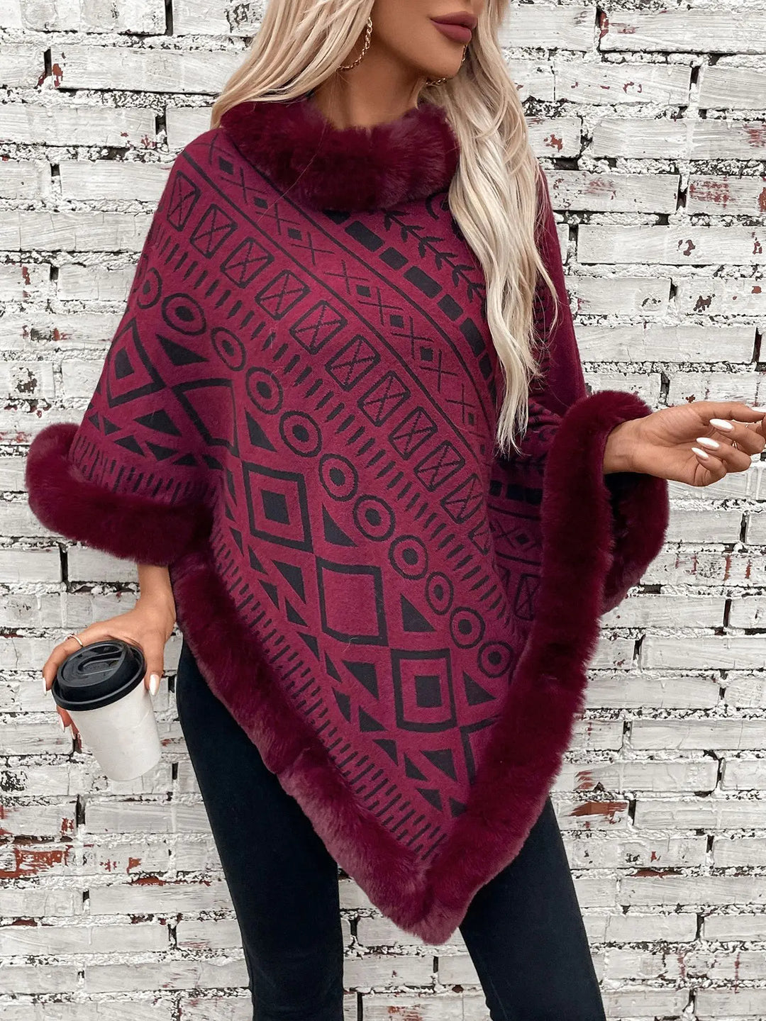 Poncho Met Patroon – Winter Warme Cape Met Imitatiebontrand