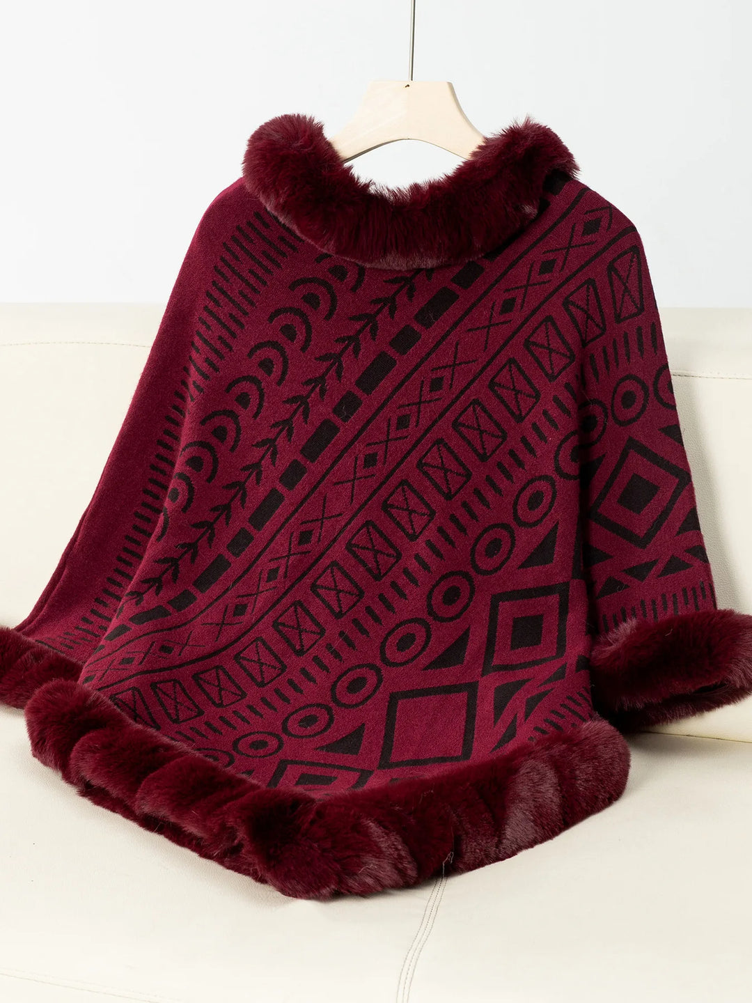Poncho Met Patroon – Winter Warme Cape Met Imitatiebontrand